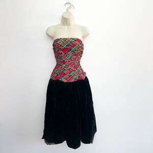 Rimini Saks 5th Avenue 80s Women’s Tartan Plaid Holiday Party Cocktail Dress